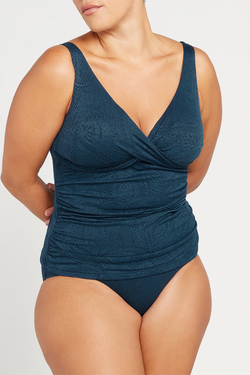 La Traviata Delacroix Multifit Cup Tankini Top